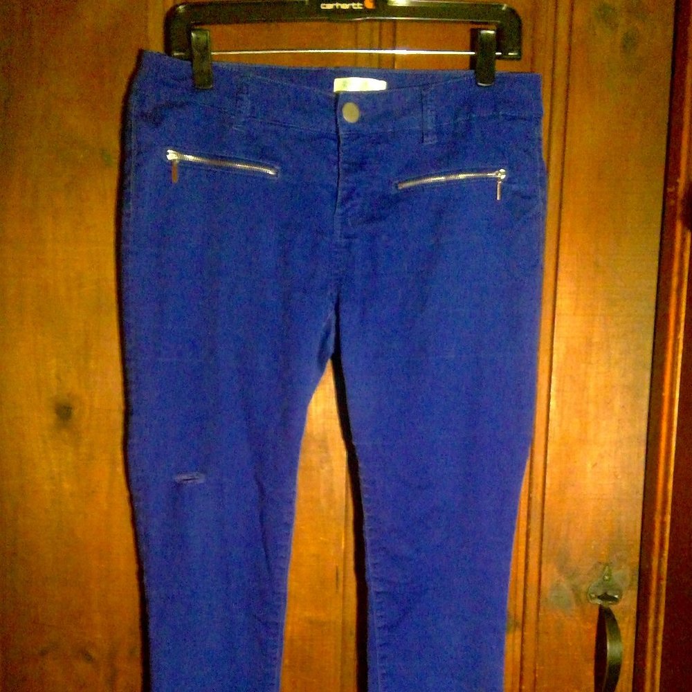 Love fire zipper front pants